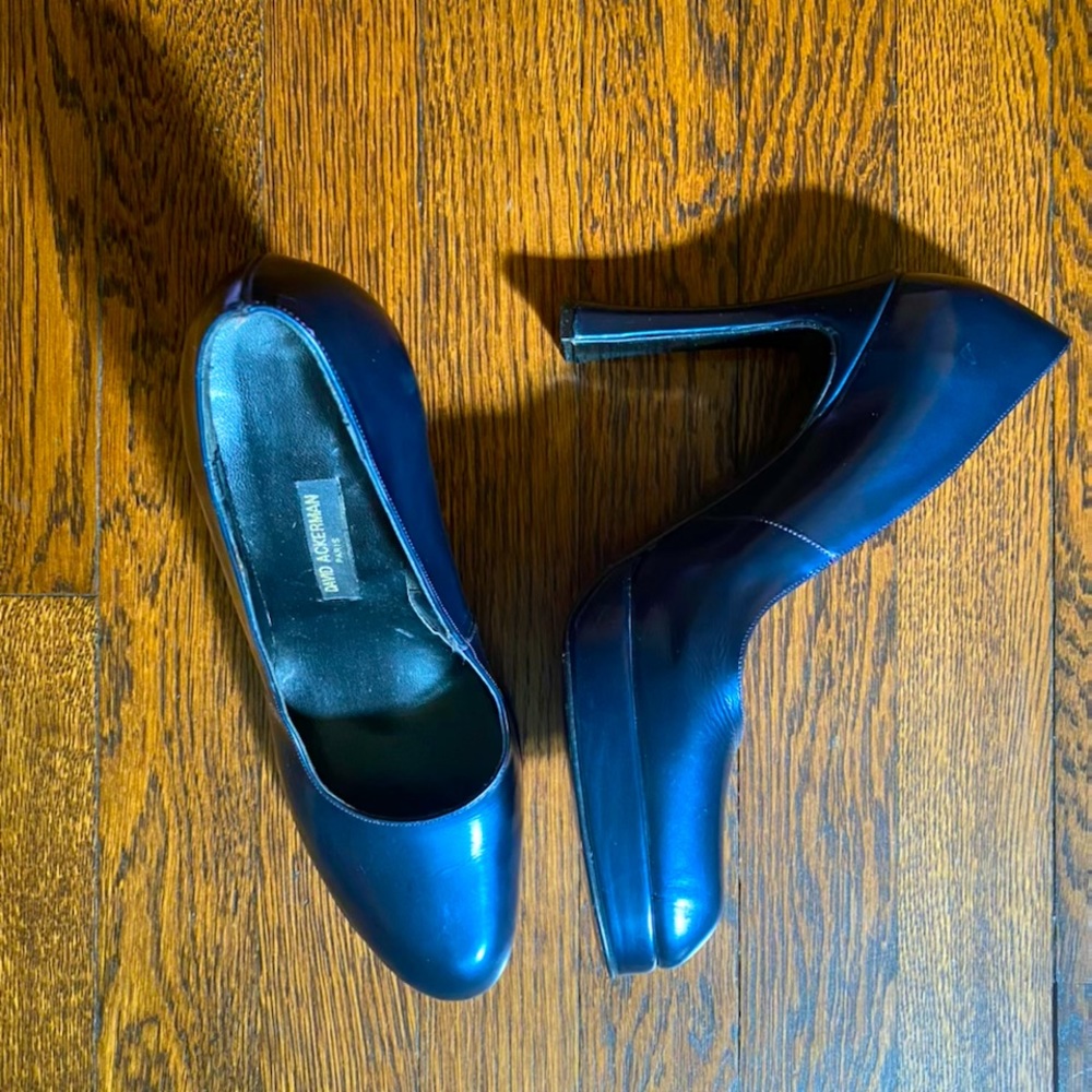 David Ackerman heels vintage patent leather in blue.